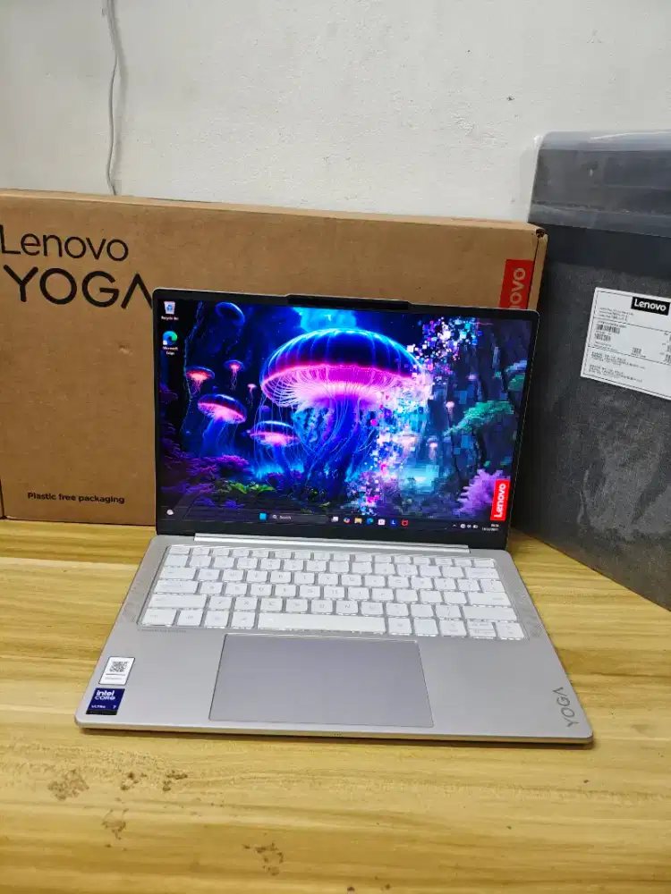 LENOVO YOGA SLIM 7 AURA EDITION 14OLED ULTRA 7 258V. RAM 32GB. SSD 1TB