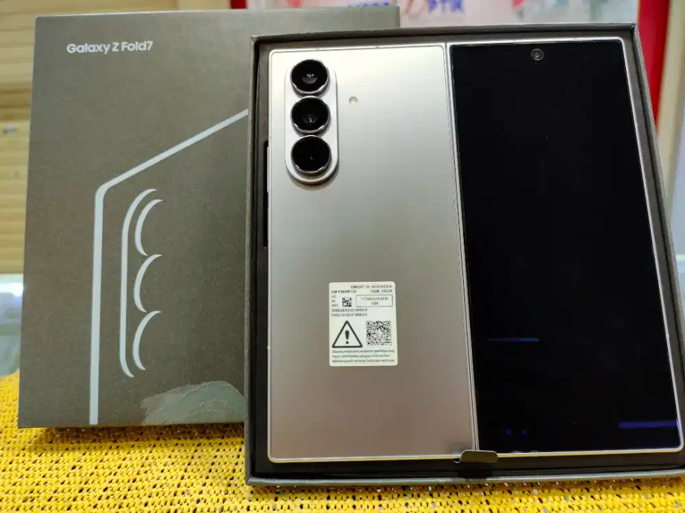 Z FOLD 7 12/256 SILVER E OND SEIN