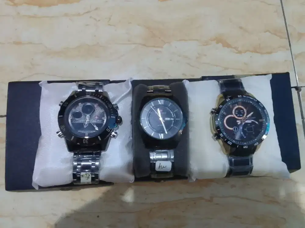 Jam tangan pria Swiss army(baterai bukan matic)