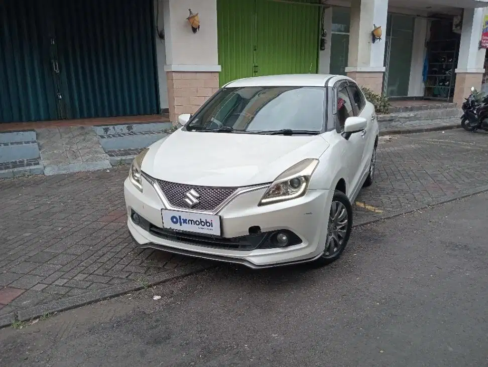 Like New - SUZUKI BALENO 1.4 BENSIN M/T 2018 PUTIH