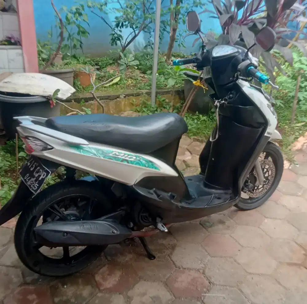 JUAL CEPAT MIO 2011 PUTIH