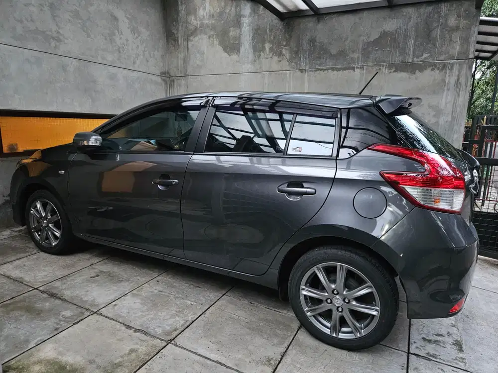 Jual cepat istimewa Low KM Yaris 1.5 G AT 2015