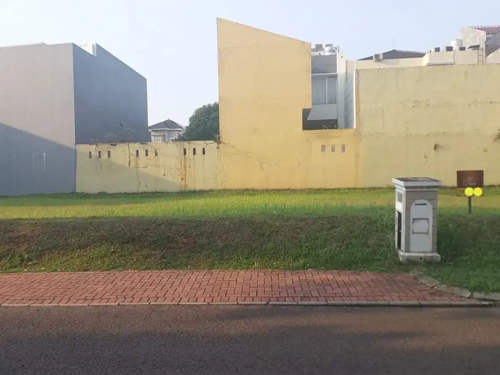 Dijual Kavling Tiara Summarecon Gading Serpong 300 m2 Hadap Selatan