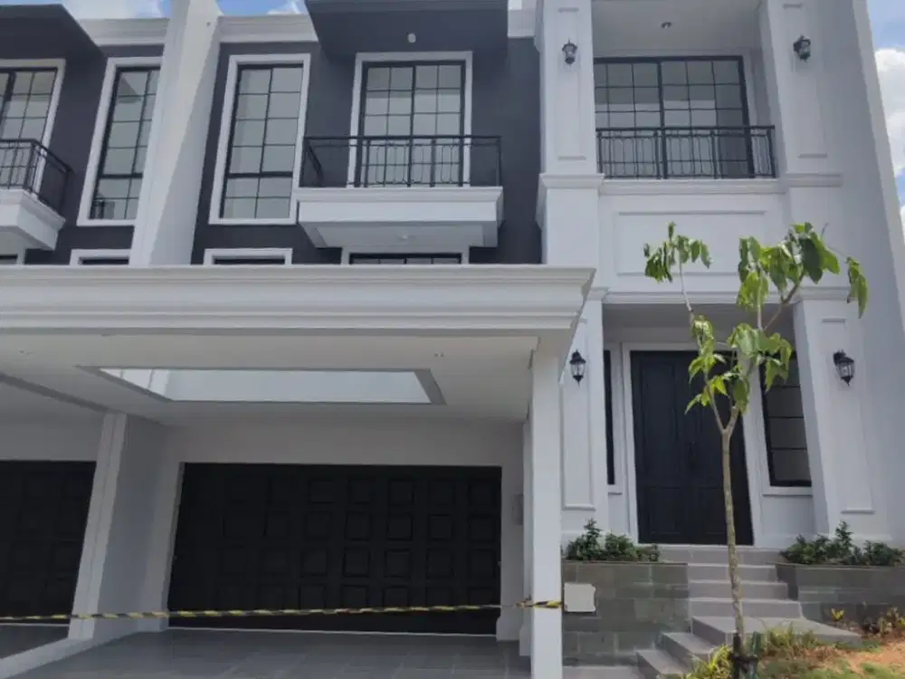 DISEWA RUMAH VILLA PASIR PUTIH PIK 2 UK 10x25 (2.5 LANTAI) BRAND NEW VIEW DANAU SUPER BAGUS MURAH