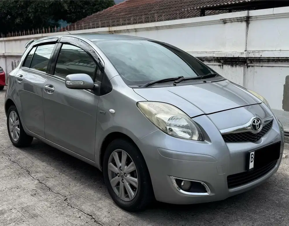 TOYOTA YARIS 2010 J MATIC AT HARGA CASH NETT
