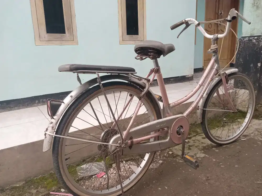 Sepeda klasik merk starmon