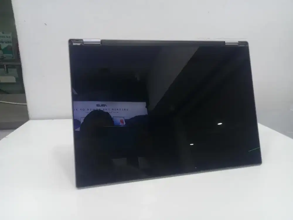 Lenovo yoga 520 core i3-7130u ram 8gb/500gb win 11