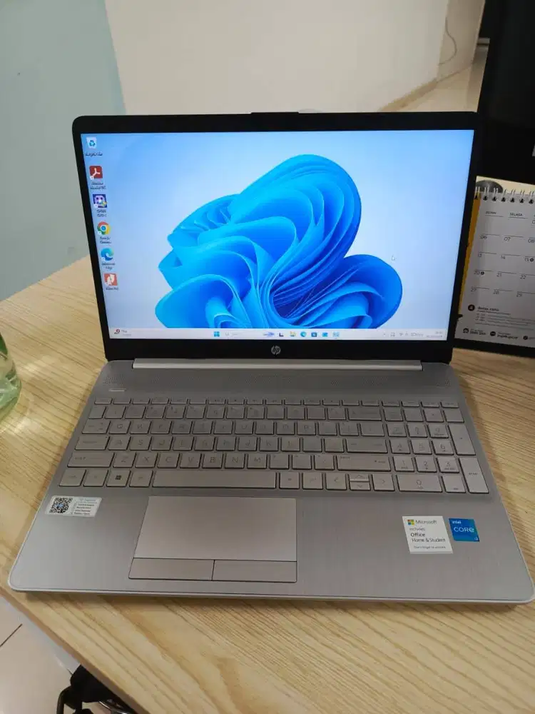 Laptop HP 15s-du3577TU Bekas Tangan Pertama