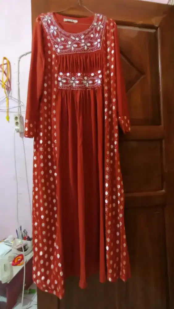 Gamis baru sekali pakai