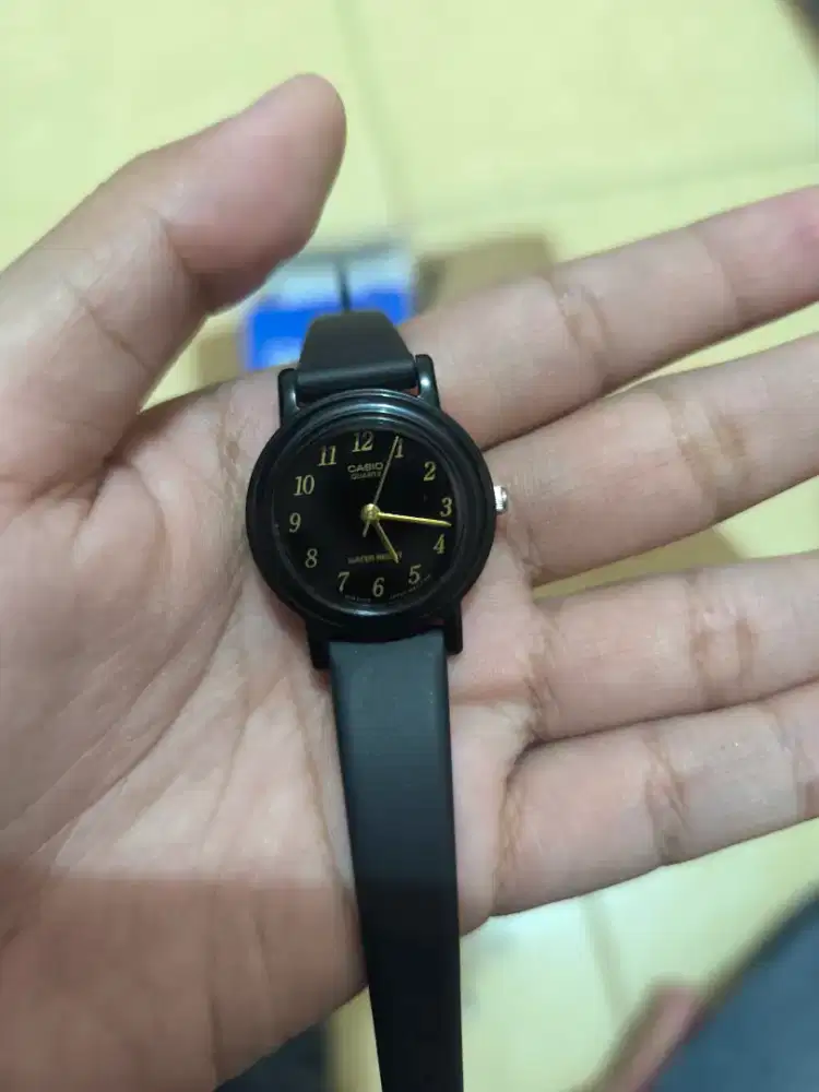 Jam casio wanita