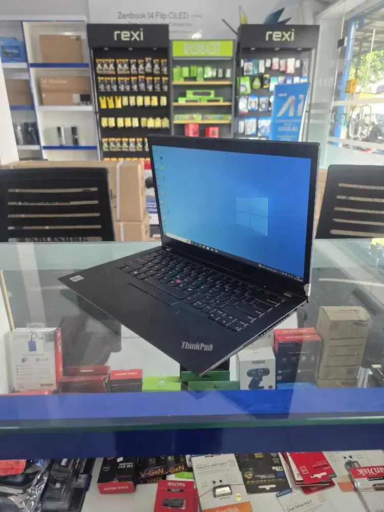 LAPTOP LENOVO THINKPAD i7 GEN10 RAM 8GB SSD 256GB