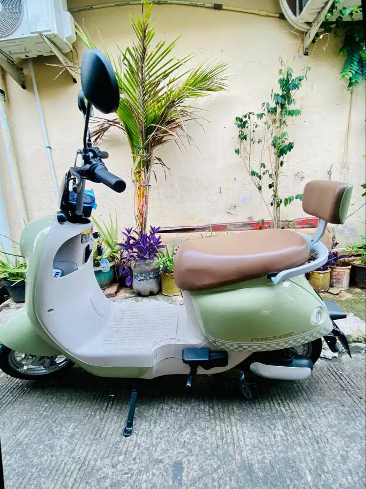 Sepeda Listrik  Factor