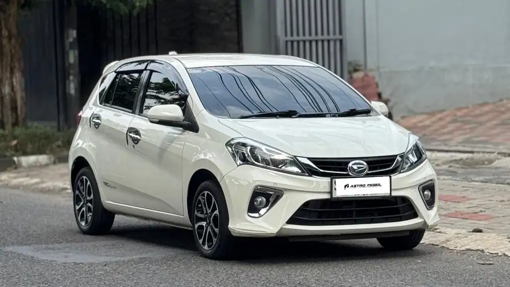 Daihatsu Sirion 2019 Bensin