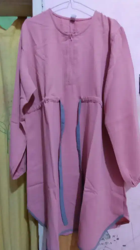 Prelove atasan wanita