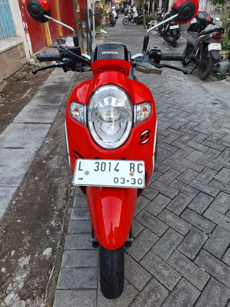 Scoopy 2020 km 13 rb istimewa ful ori samsat ketintang