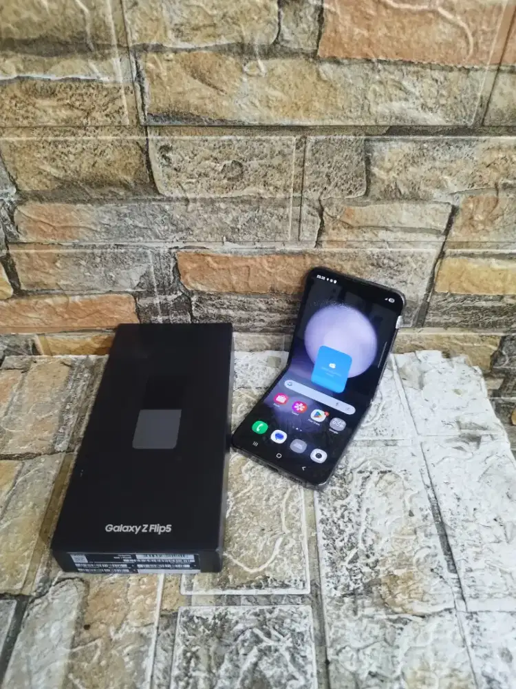 Samsung Z flip 5 256gb