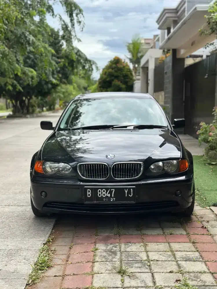 DIJUAL CEPAT BMW 318i E46 A/T TRIPTONIC TH 2003