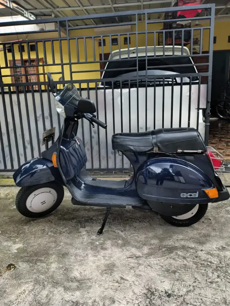 VESPA EXCEL 150 TAHUN 1994