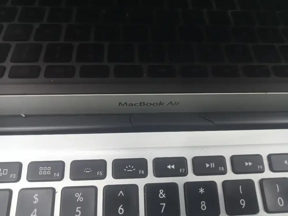 Macbook air 2014 4gb/250gb  mac OS big sur