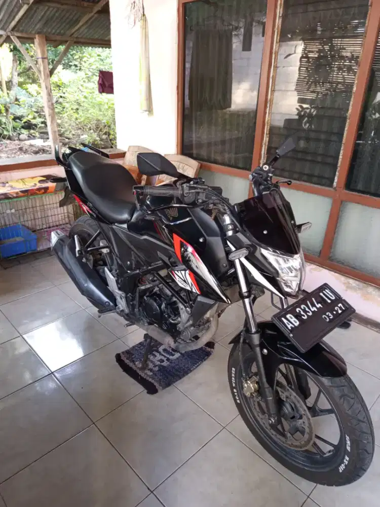 Honda CB150R plat AB Sleman