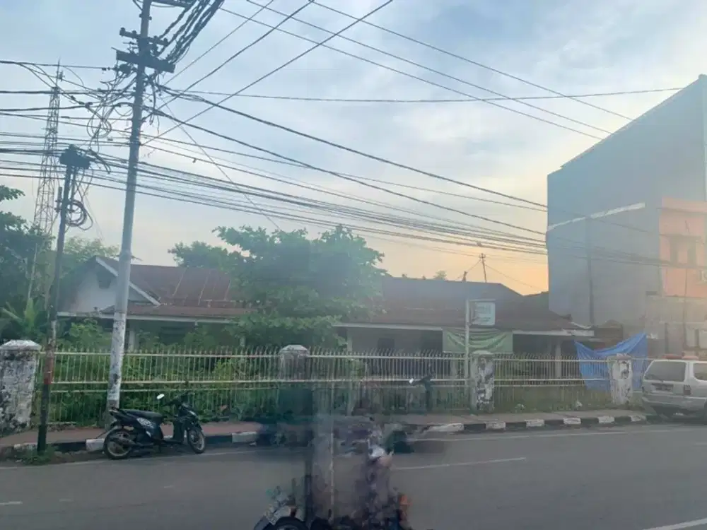 Dijual hitung tanah bekas rumah sakit di jalan urip sumaharjo Makassar