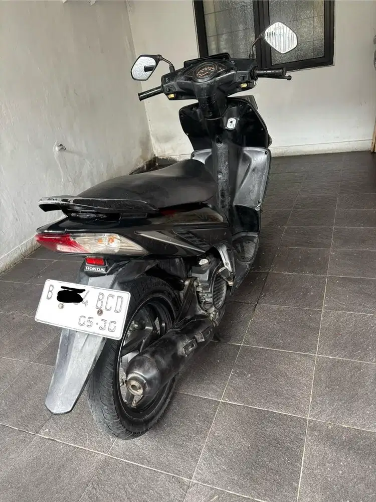 Dijual motor pemakaian pribadi pajak on