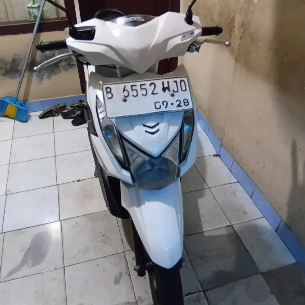 bimsillah jual motor beat  tahun 2013