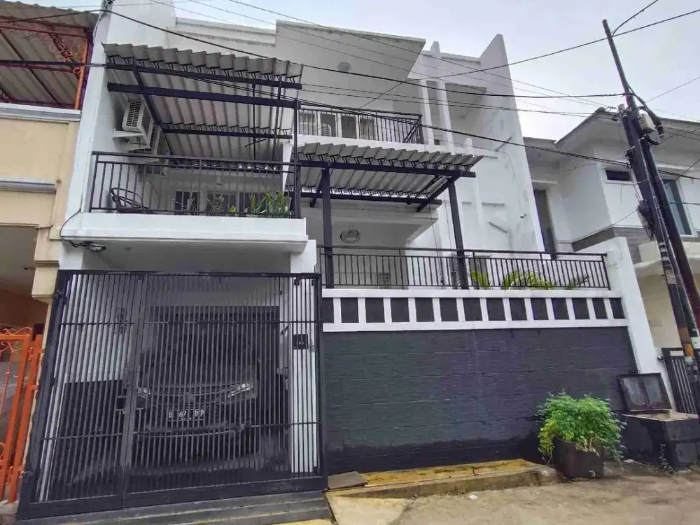 Rumah Murah 3lt Siap Huni Semi Furnished di Taman Galaxy