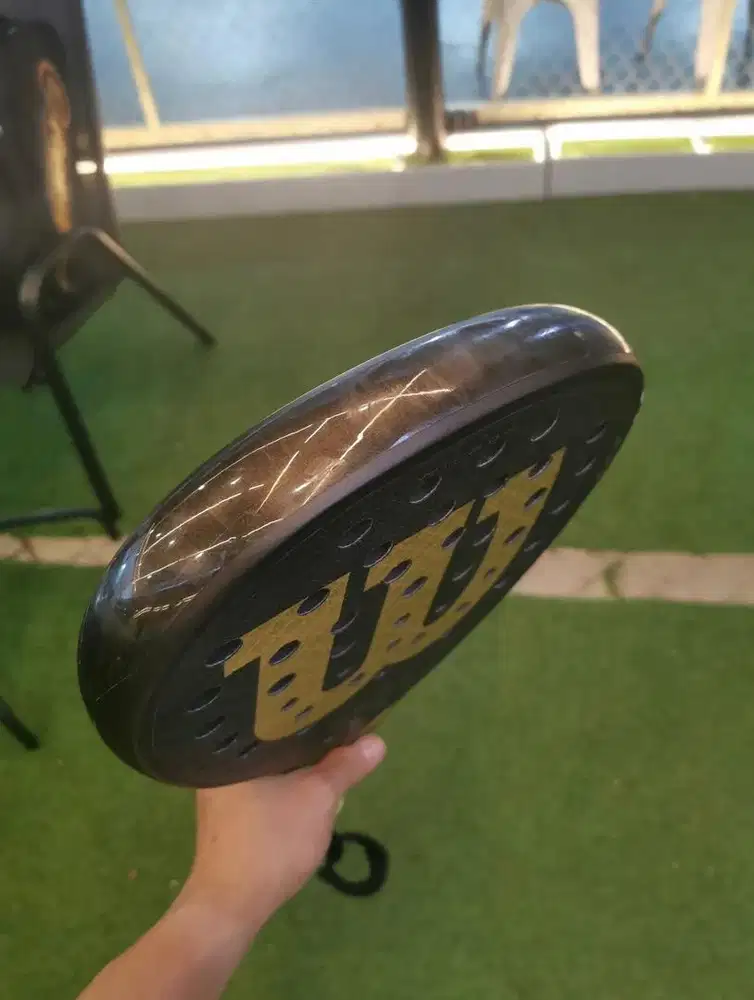 Preloved Raket Padel Wilson Defy Pro