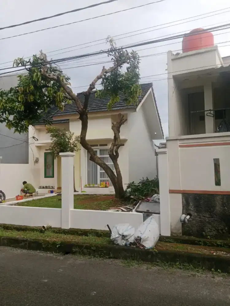 Dijual Rumah cantik di Bellacasa Residence