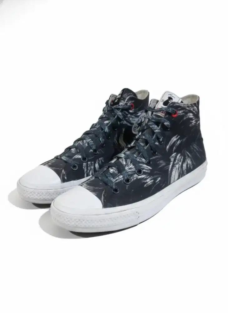 Converse Motif Year Of The Rooster Hi Tops Size 44