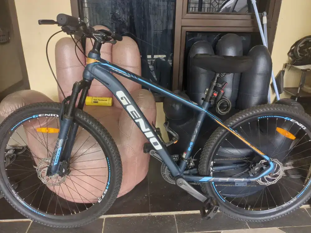 SEPEDA GUNUNG 27.5 MTB GENIO M573 Rem hydraulic Frame Allumunium
