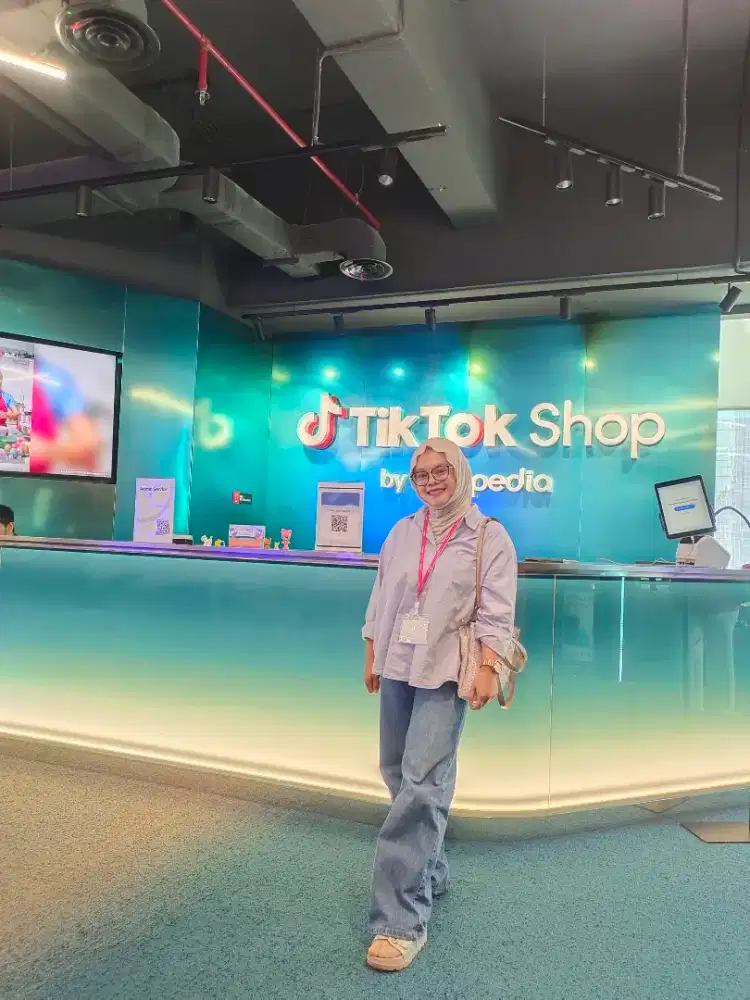 DICARI HOST Live pengalaman