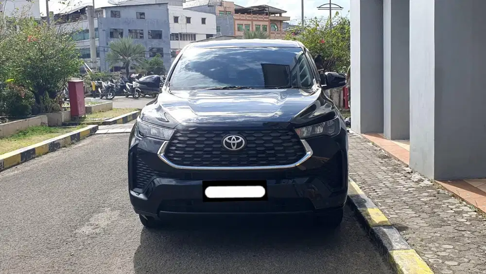 Km 900 toyota zenix g hybrid 2025 hitam pajak panjang