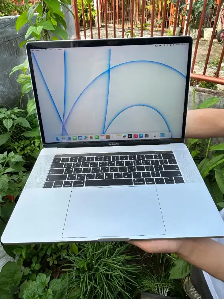 Macbook pro 2019 Touchbar