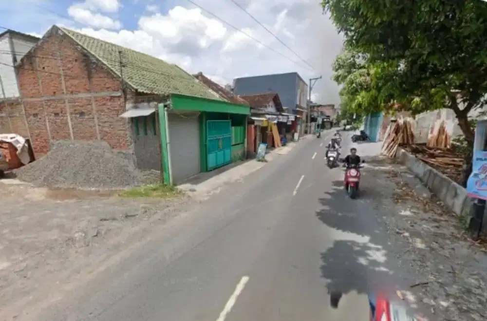 Dijual Tanah Strategis UNS L:100m