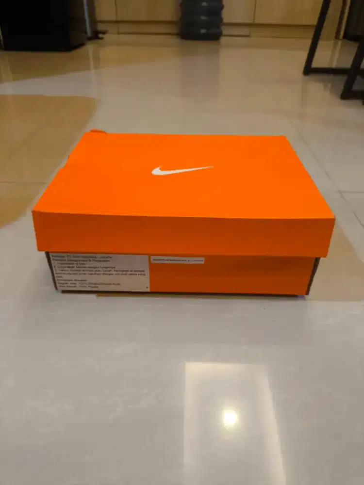 NIKE SEPATU BOLA ANAK VAPOR 15 CLUB FG/MG ORIGINAL PRELOVED