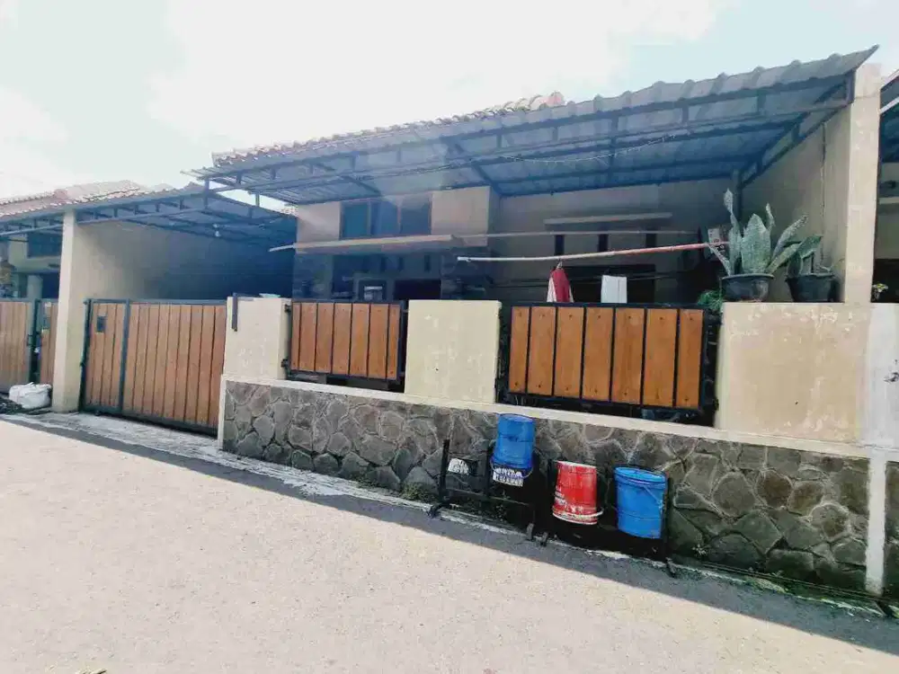 Rumah Nyaman Luas Siap Huni di Banyuanyar Solo