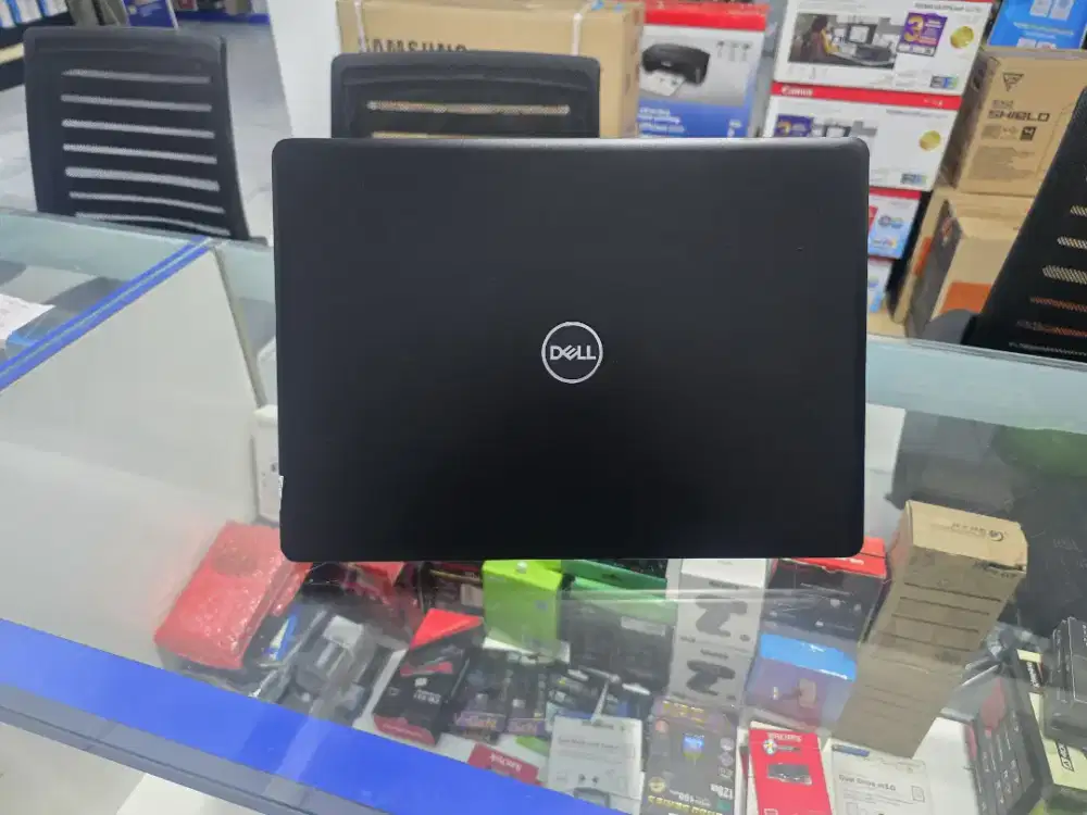 LAPTOP DELL CORE I5 GEN8 RAM 8GB SSD 256GB GARANSI 6 BULAN