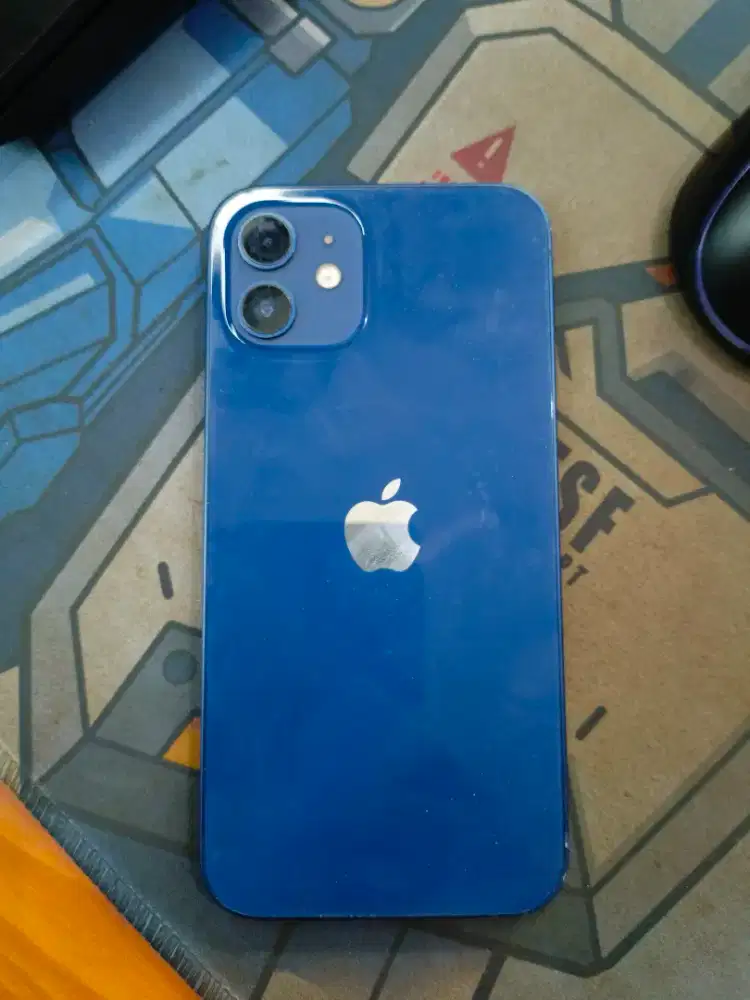 iPhone 12 64gb inter