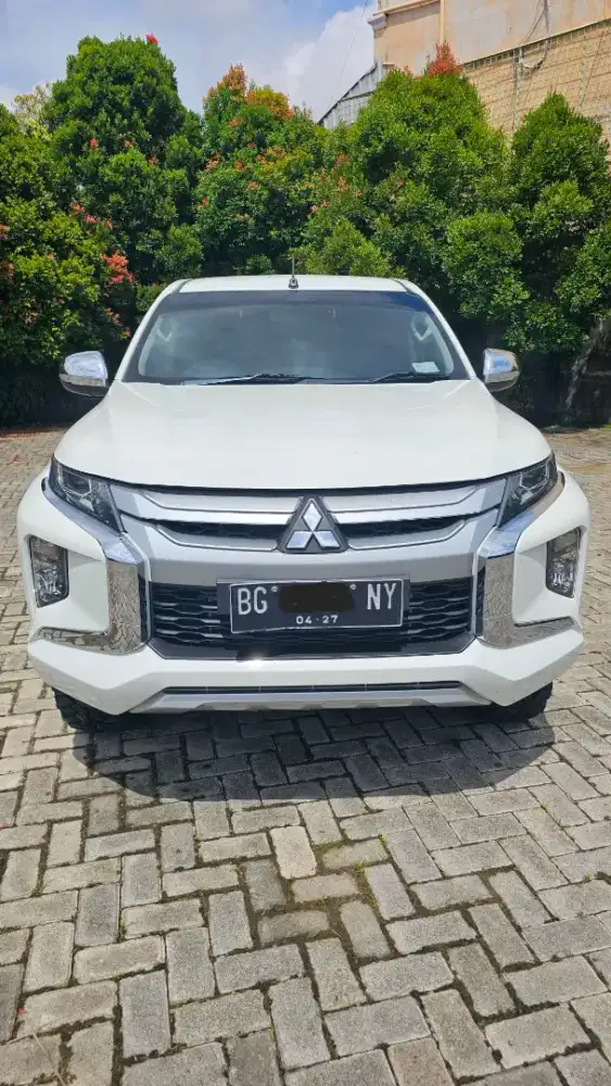 Mitsubishi Triton GLS, 2022