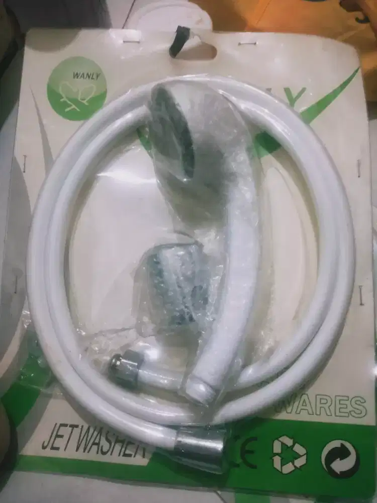 Jet shower / kran shower