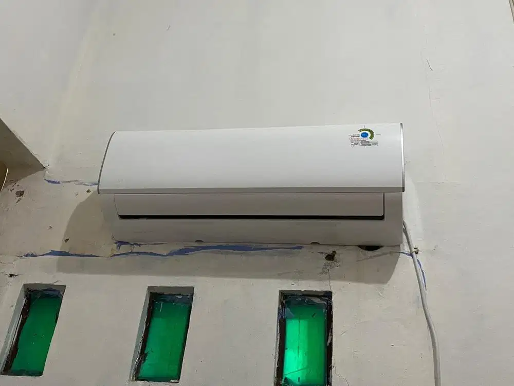 AC 1 pk midea low watt