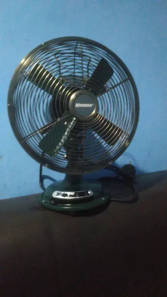 Krisbow 8 Inci Kipas Angin Meja Vintage - Hijau
