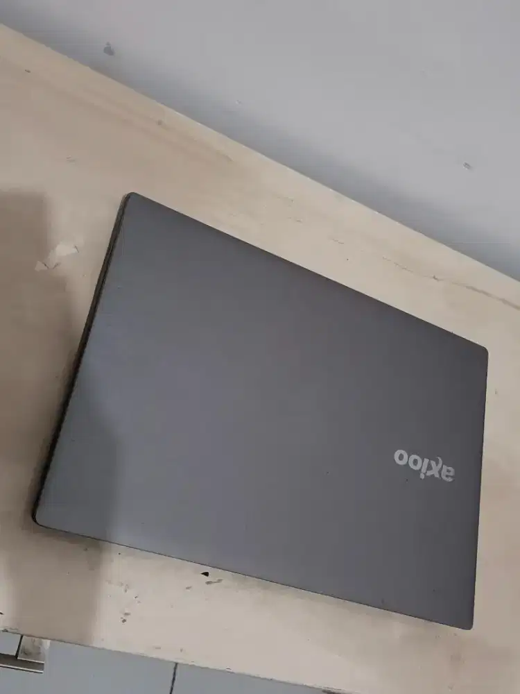 Laptop Axio Neon RNE