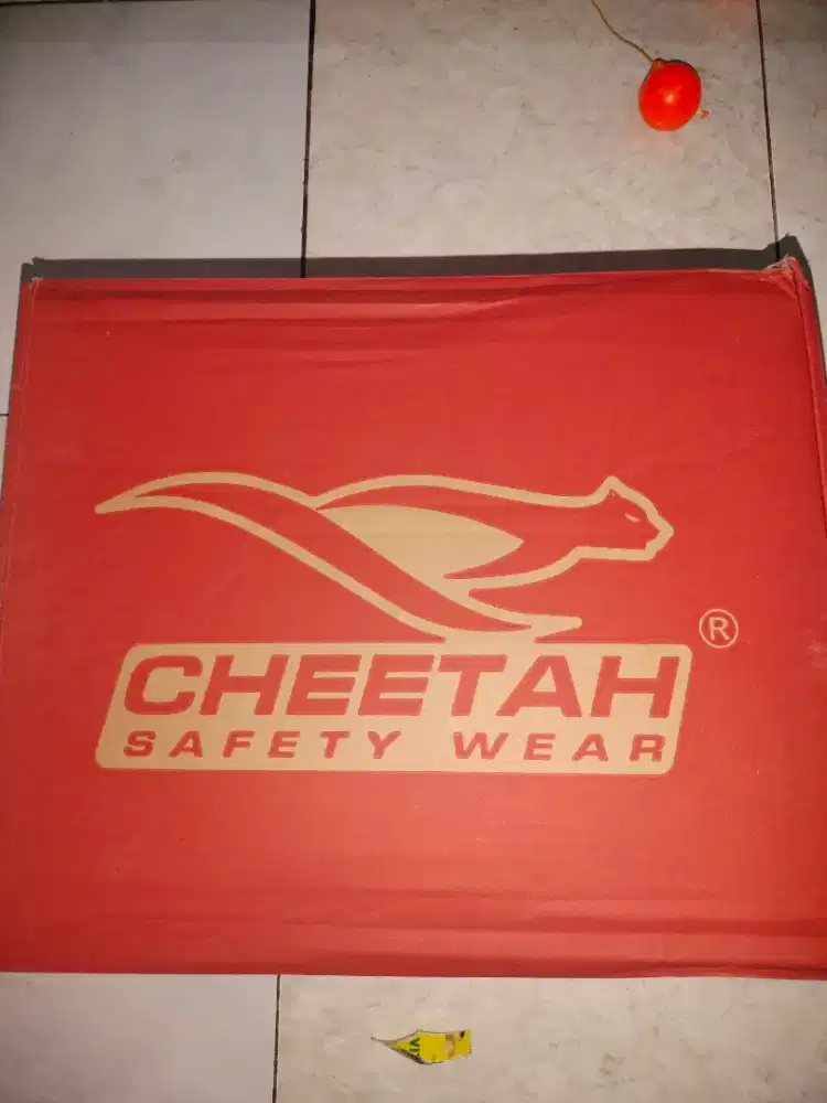 SEPATU SAFETY PRIA