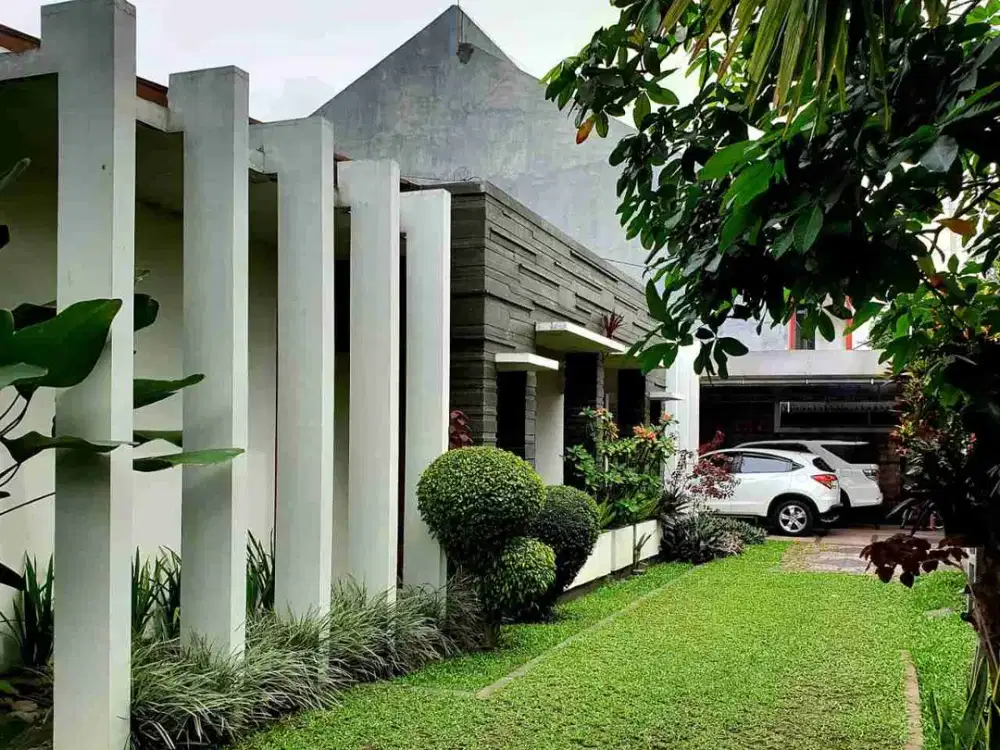 Dijual Rumah Luas Dan Asri di Arcamanik Endah