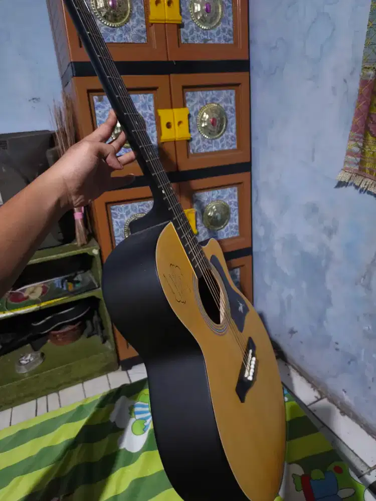 gitar karafuru koroi
