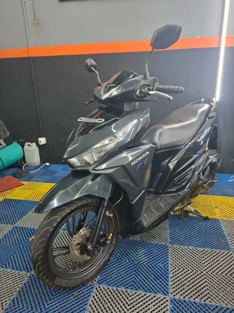 VARIO 150 OLD 2015