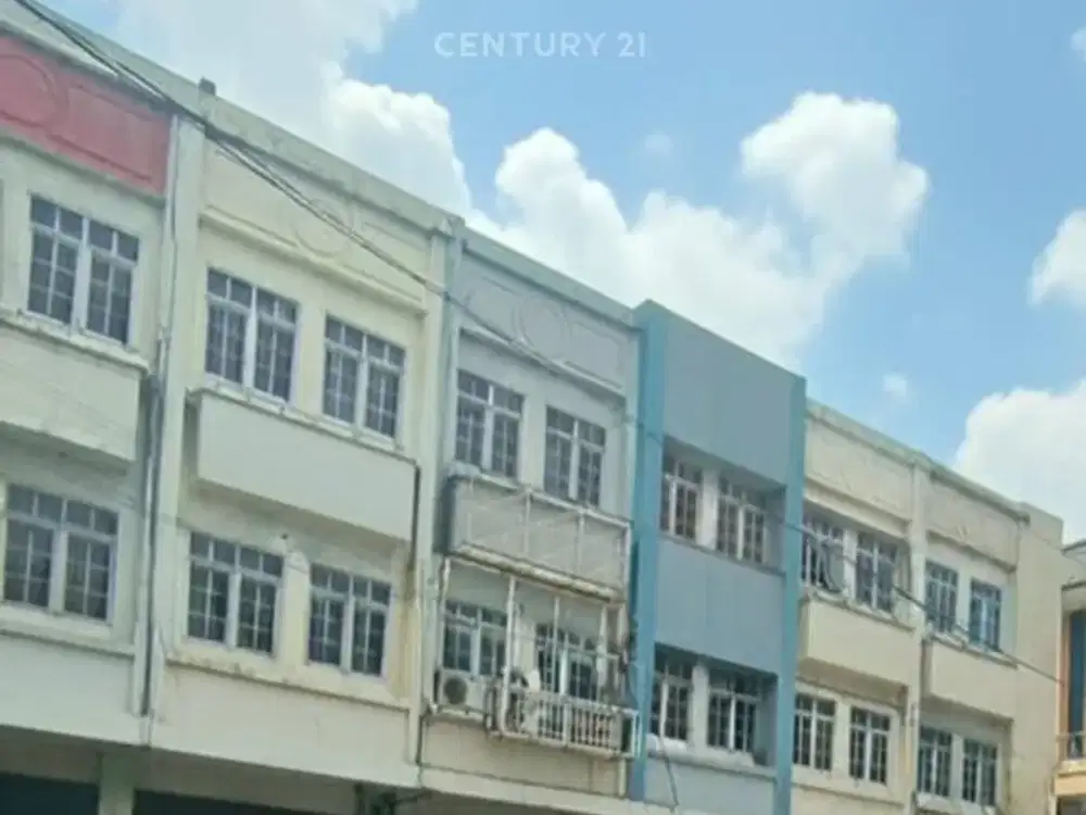 Dijual Cepat Ruko3  Lantai Strategis Di Akses Utama Di JakBar